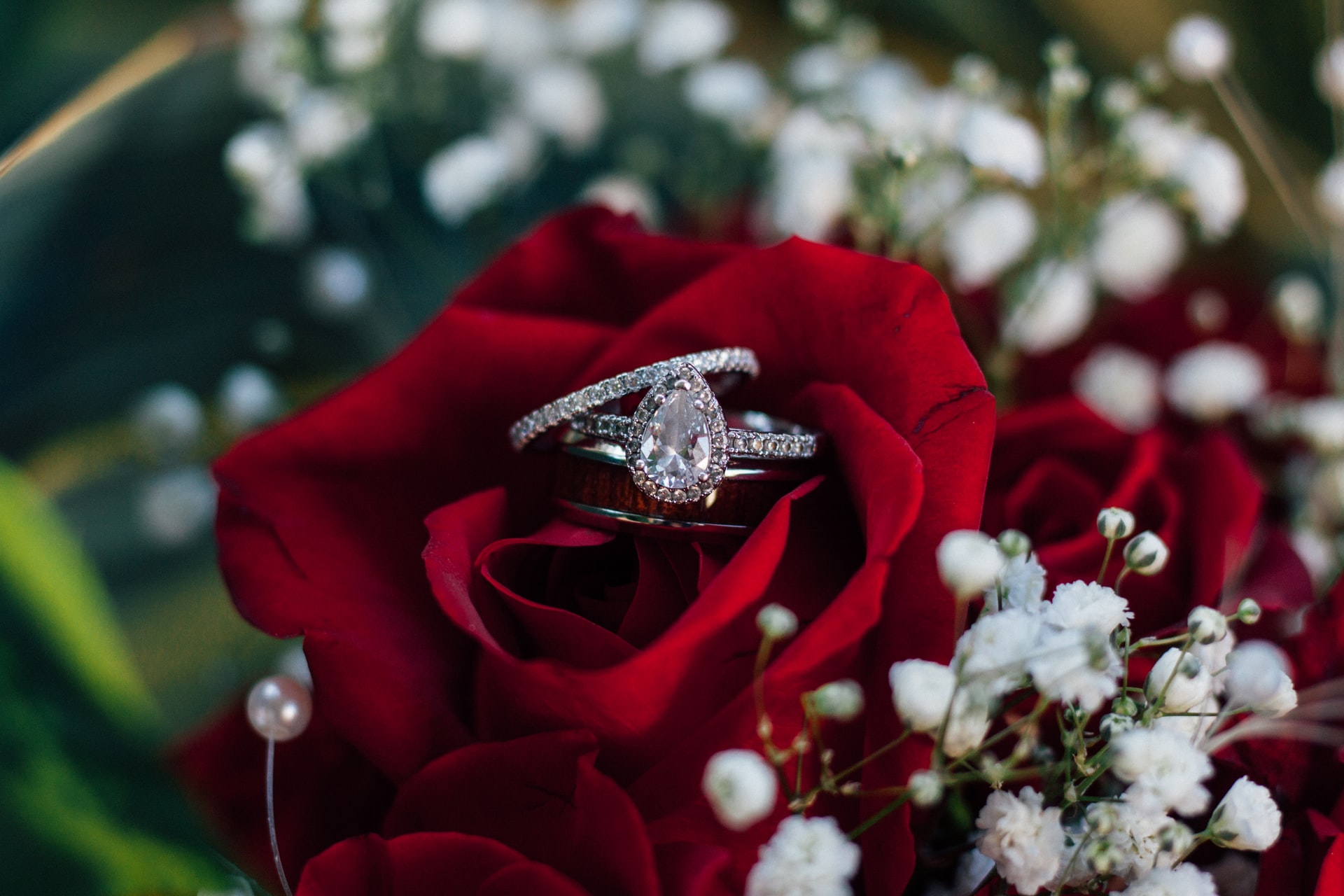 Premium diamong ring